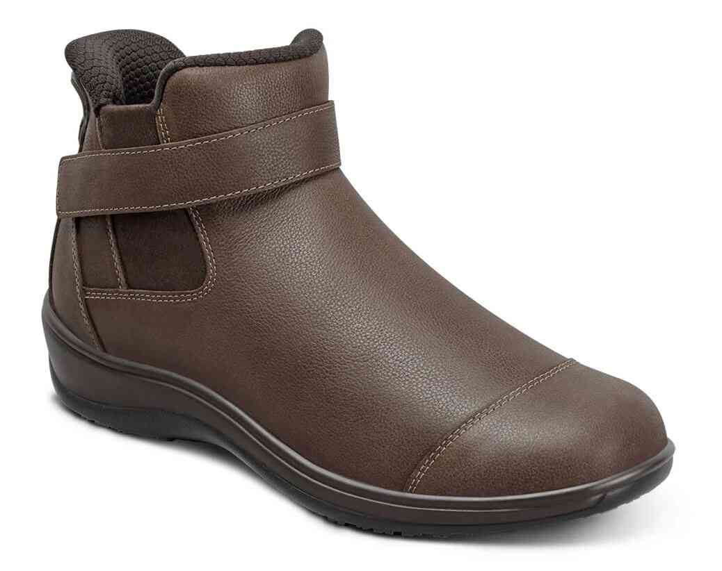 Orthofeet Shoes Blaire 90021 Womens Hands Free Step In Casual 4" Boot: Chocolate