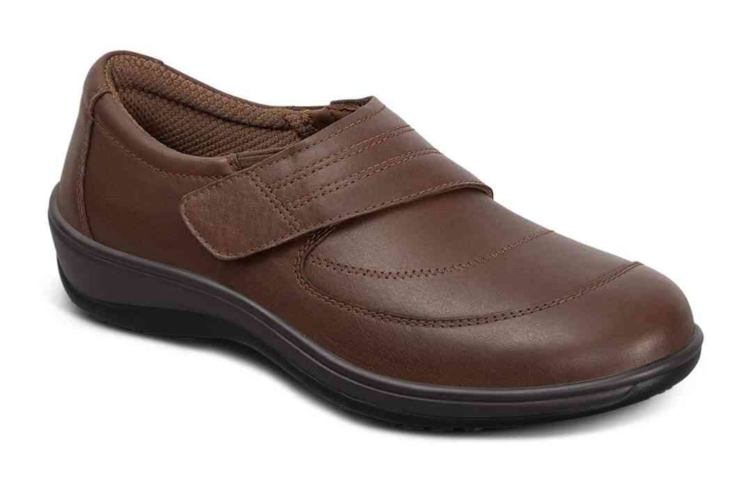Orthofeet Shoes Emily 72031 Womens Casual Comfort Shoe: Brown