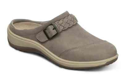 Orthofeet Shoes Irma 72011 Womens Casual Clog Shoe: Taupe