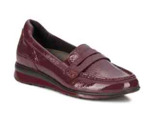 Ros Hommerson Dannon 75110 - Womens Casual Comfort Slip on Shoe: Wine